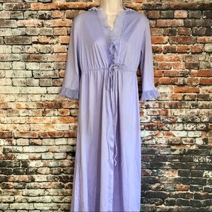 Vintage lavender robe/ overthrow ,m